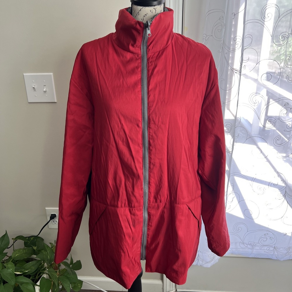 Mycra Pac Now Reversible Rain Coat Women's Coat M/ L Red Silver Packable Hood